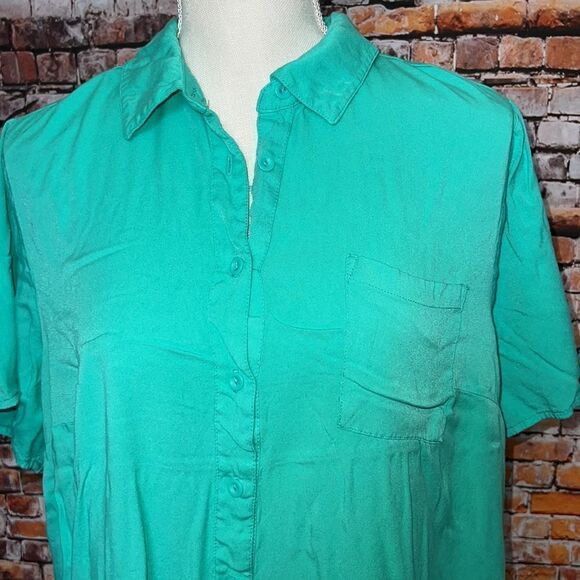 Torrid Aqua Green Stretch Challis Button-Front Shirt - Picture 4 of 7